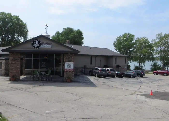 Motel: The Mariner Motel