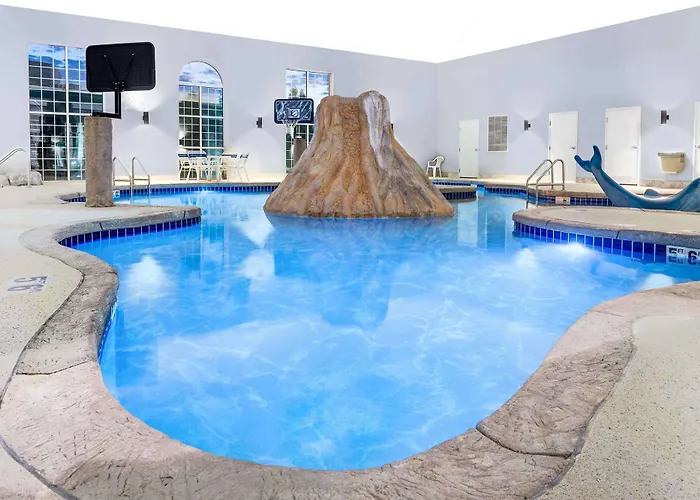 Cheap hotel: Microtel Inn & Suites By Wyndham Green Bay